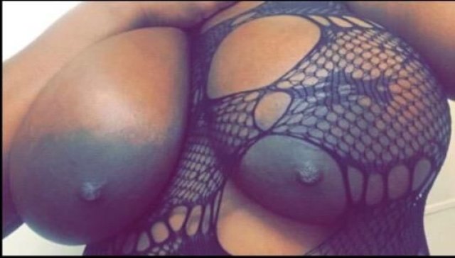 in/outs🤤Charleston❤💦Treasure is back in ready to grip that cream outta you lets get NASTY PAPII 3 ring available 🤤👄😽Charleston in/ outs - 29 - 1