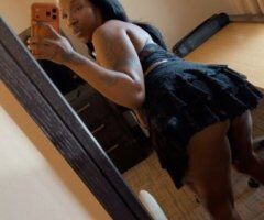 COME SEE ME REAL QUICK/// 30 min lay over - 32 - Image 7