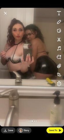 IM BACK ... FUN LITTLE FREAK LOVE TO HAVE FUN 😝💋😍🥰 yes im real ... - 26 - 1