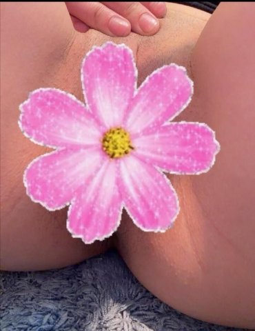 new in town 🥰🥰 incall outcall carplay 💙 - 24 - 1