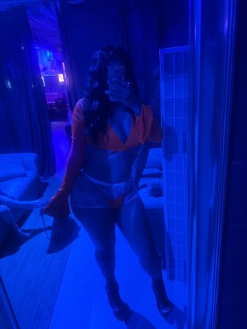 Exclusive, Elegant, & Discreet - 29 - 1