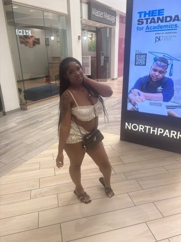 IM BACK COME SEE ME 💦 , INCALL, OUTCALL,CAR DATE , GOOD HEAD😋 I SELL CONTENT !📲! CONTENT & FTS AVAILIBLE NOW ! YOU WONT REGRET IT 😘😋DANCE SHOWS AVAILIBLE 👠 - 18 - 1