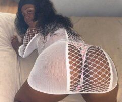 thick and curvy - 24 - Image 2