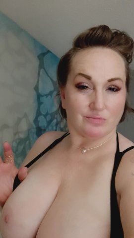 OUTCALLS PREFERRED TONIGHT...(IF I KNOW YOU, Incall is POSSIBLE) HELP ME HELP YOU! DON'T BRING DRAMA..BS OR NEGATIVITY!! Passionate, Mature, Experienced & Open Minded..... Looking for Quality, Drama-Free Gentlemen - 99 - 1