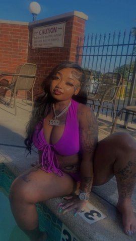 descrete hosting 2 girl Special✨ Great Service unrushed ✨ - 25 - 1