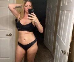 40 Years Independent woman with a big ass 🔥 and a very nice and clean pussy - 40 - 40 - Image 2