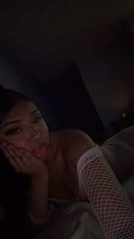sexy petite prettyface🥰 - 22 - 1