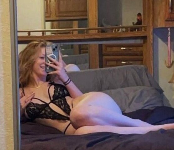 Available Now!! pretty pattite come see mee!! No Law😘💕 - 25 - 1