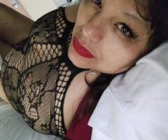 LET'S ENJOY THE RAIN TOGETHER AND CUDDLE💋❣ no need to self entitle myself, comments and reviews speak how awesome i am😘💋💯 - 44 - Image 7