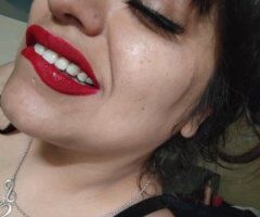 LET'S ENJOY THE RAIN TOGETHER AND CUDDLE💋❣ no need to self entitle myself, comments and reviews speak how awesome i am😘💋💯 - 44 - Image 10