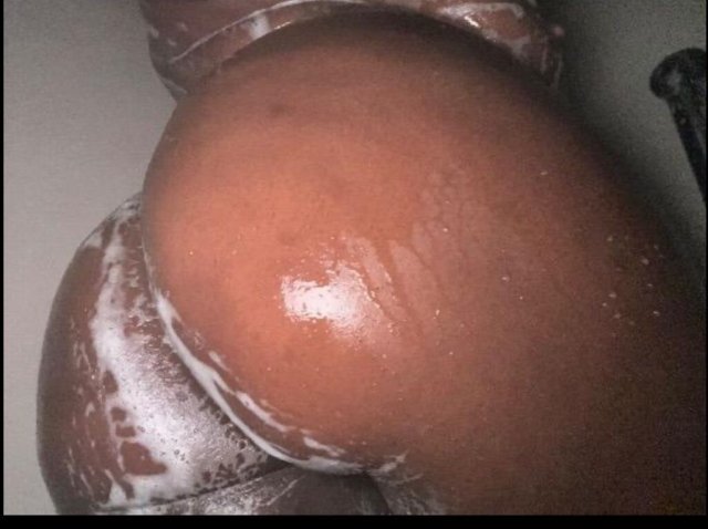 outcall and cardates available If u looking for sum juicy phat pussy u in the right place😘 - 22 - 1