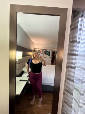 Blond Texas Pawg just one call away 📞 Open minded genuine fun 🥰 - 25 - 1