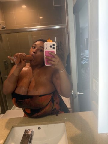 Sophie Pearl 💋✨ Your Favorite Human Pretzel 💦 CUM Fold Me Up !! True Deep Throat Specialist 😜 A Certifed Head Doctor 🤩 - 25 - 1