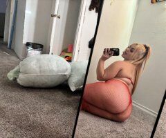 BLONDES DO IT BETTER DEN EVER - 29 - Image 3