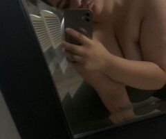 new in town come see bout this good head and wet pussy. - 21 - Image 3