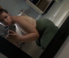 new in town come see bout this good head and wet pussy. - 21 - Image 4