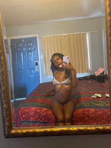 Your Best Kept Secret 🤫 Let Me Fullfill Your Fantasy 🍫 4'10 80 lbs✨ Qv/Hhr Special Today Only (Incall) - 24 - 1