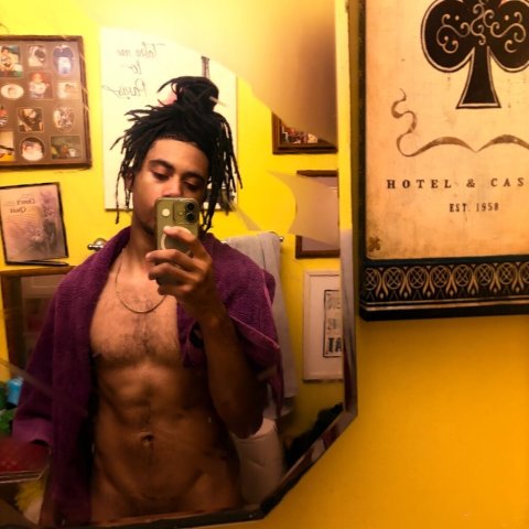 young bull for your service almost always availabe 🐂🍍👅💦💦💦🍆 - 1