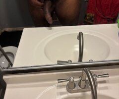 seeking women looking for a good time - Image 2