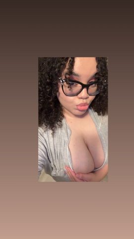 Outcalls only !!hhr special with a bbj $100 passionate asf to kiss on me daddy😩💦 BBW throat demon💦420 friendly ,i love riding dick 😩🤭 all my meets require a deposit!!! - 22 - 1