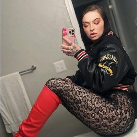 💦Available sexy queen 💋In call/ Outcall✔ Car/ Hotel 24/7✅I sell my content and Facetime Shows✅ If you interested Text me Now📱 - 26 - 1