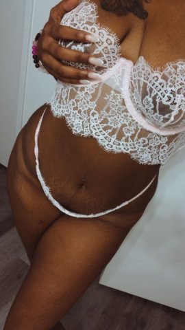 INCALL SPECIAL! - 24 - 1