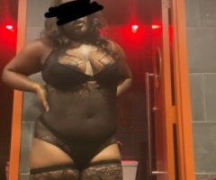 New In Town 😘 - 24 - Image 3