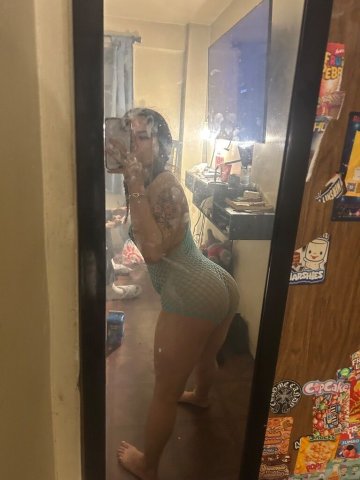 🍆FULL SESSION MEETS👅Gooch/Ass Monster💦👅 Petite Freak💋 Young Hot n Ready🔥😘!!! FaceTimes📲 & New Content + Customs and Fetish Content💩👅 - 18 - 1